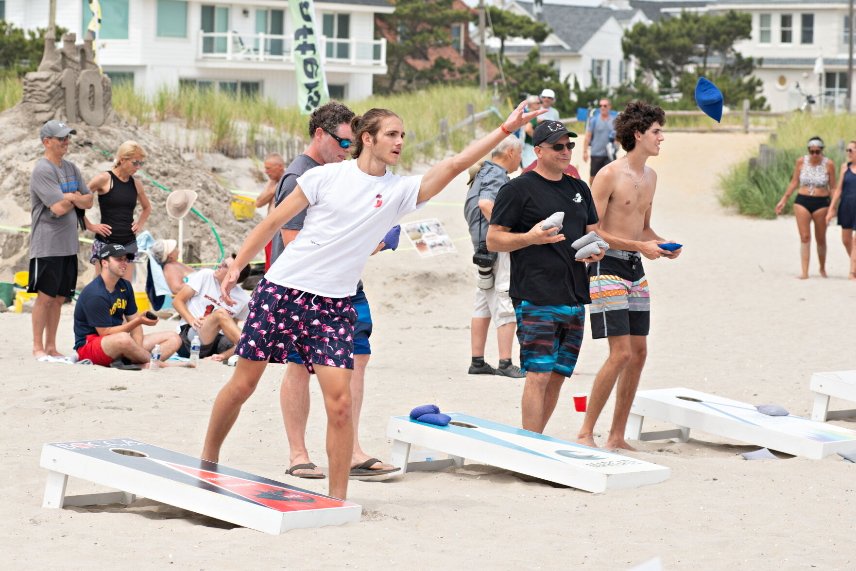 062721-pac-nws-beachstock